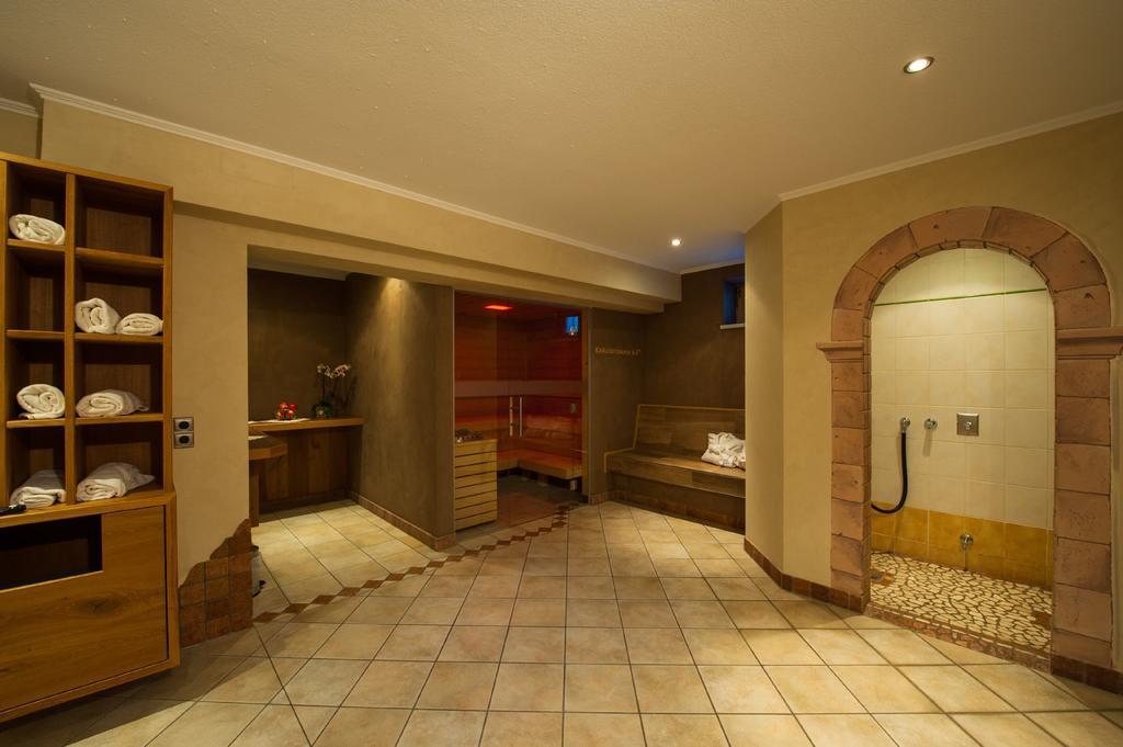Rustika - Appartements & Spa Ehrwald Kültér fotó