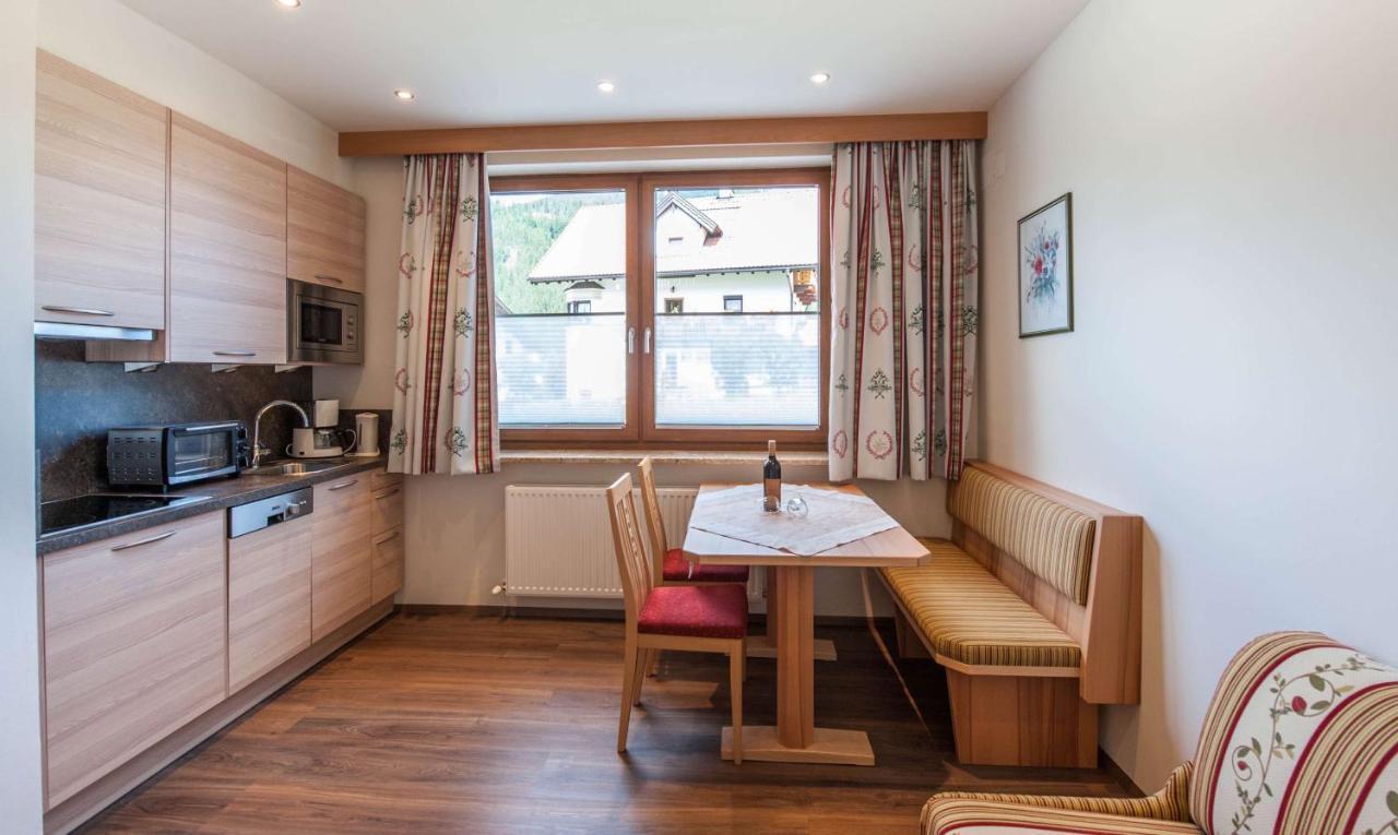 Rustika - Appartements & Spa Ehrwald Kültér fotó