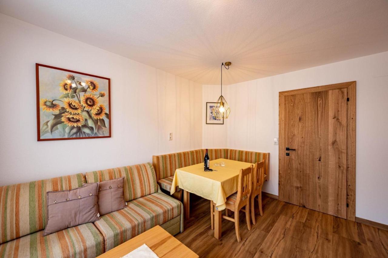 Rustika - Appartements & Spa Ehrwald Kültér fotó