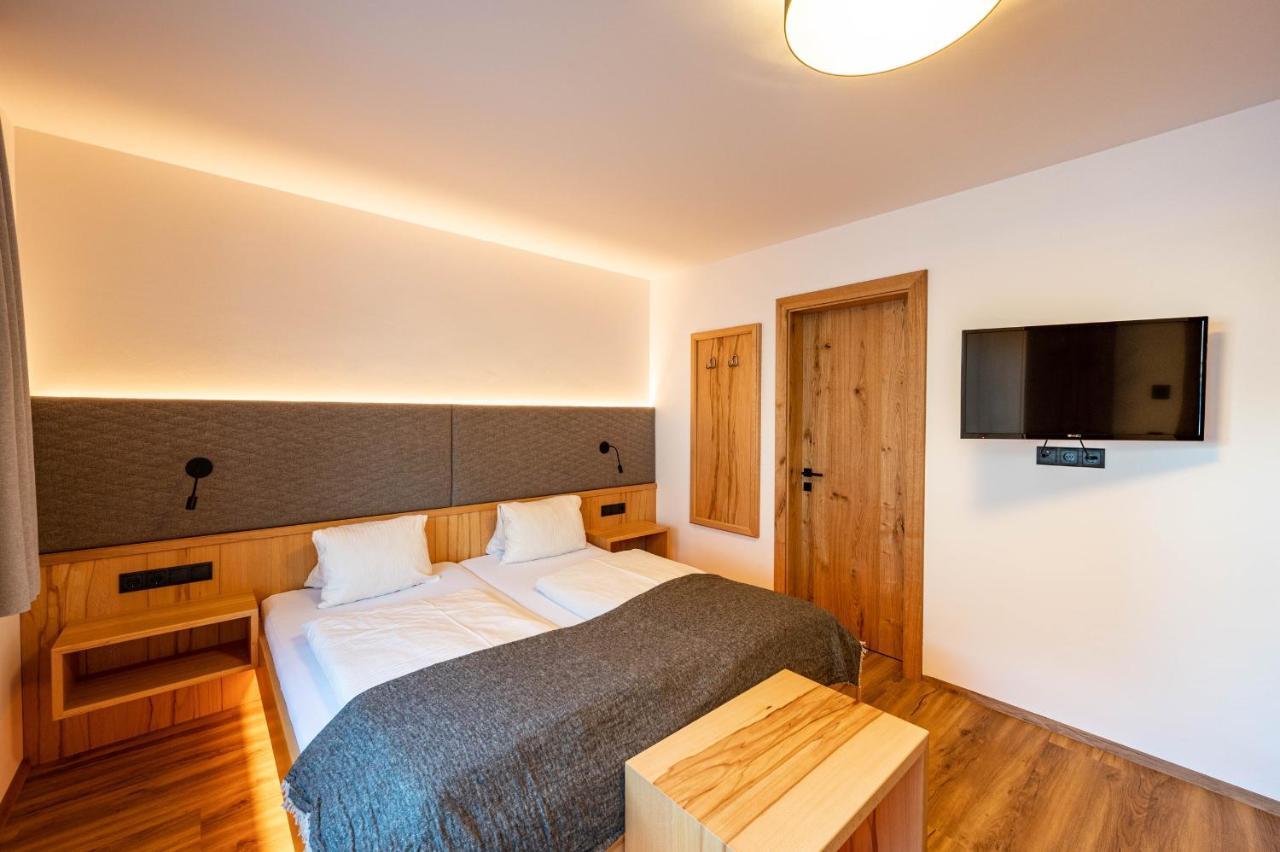 Rustika - Appartements & Spa Ehrwald Kültér fotó