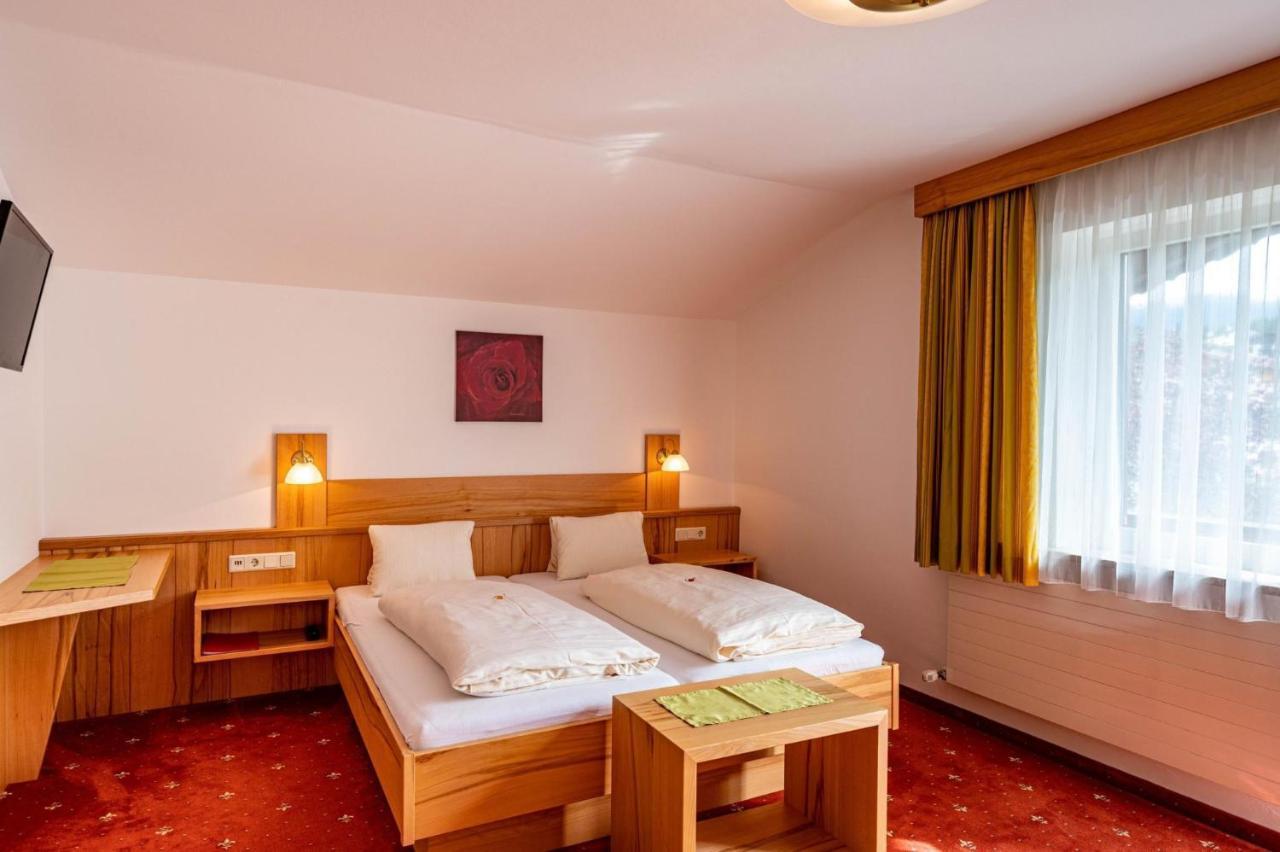 Rustika - Appartements & Spa Ehrwald Kültér fotó