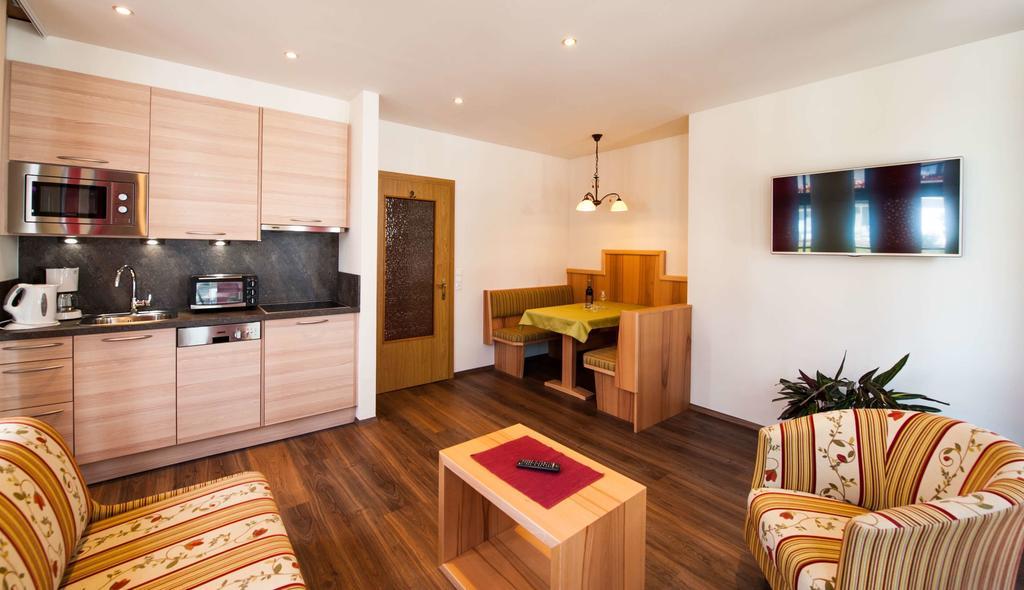 Rustika - Appartements & Spa Ehrwald Kültér fotó