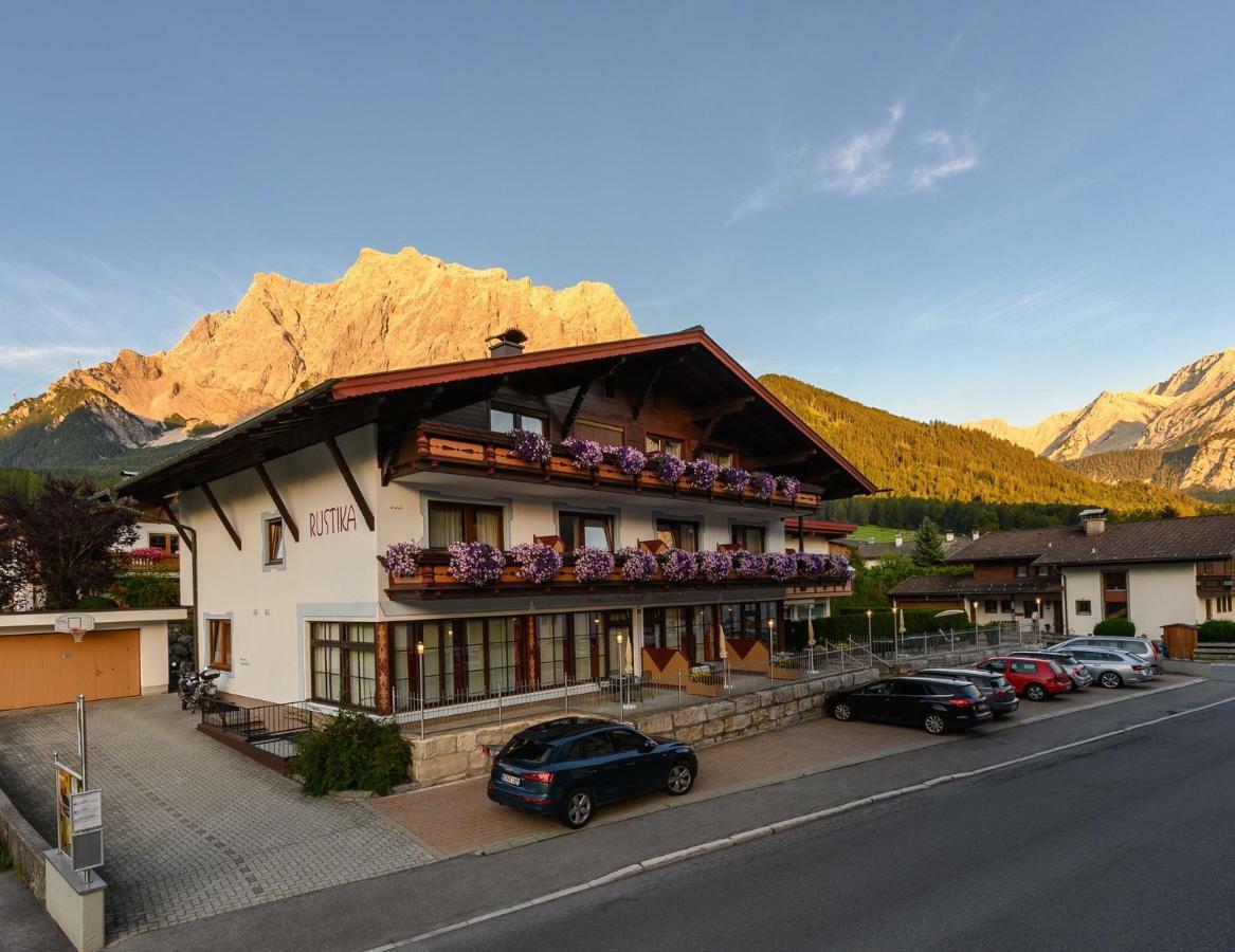 Rustika - Appartements & Spa Ehrwald Kültér fotó